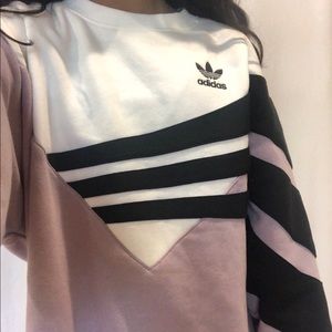Women’s Adidas Crewneck || S **Super Hard to find*